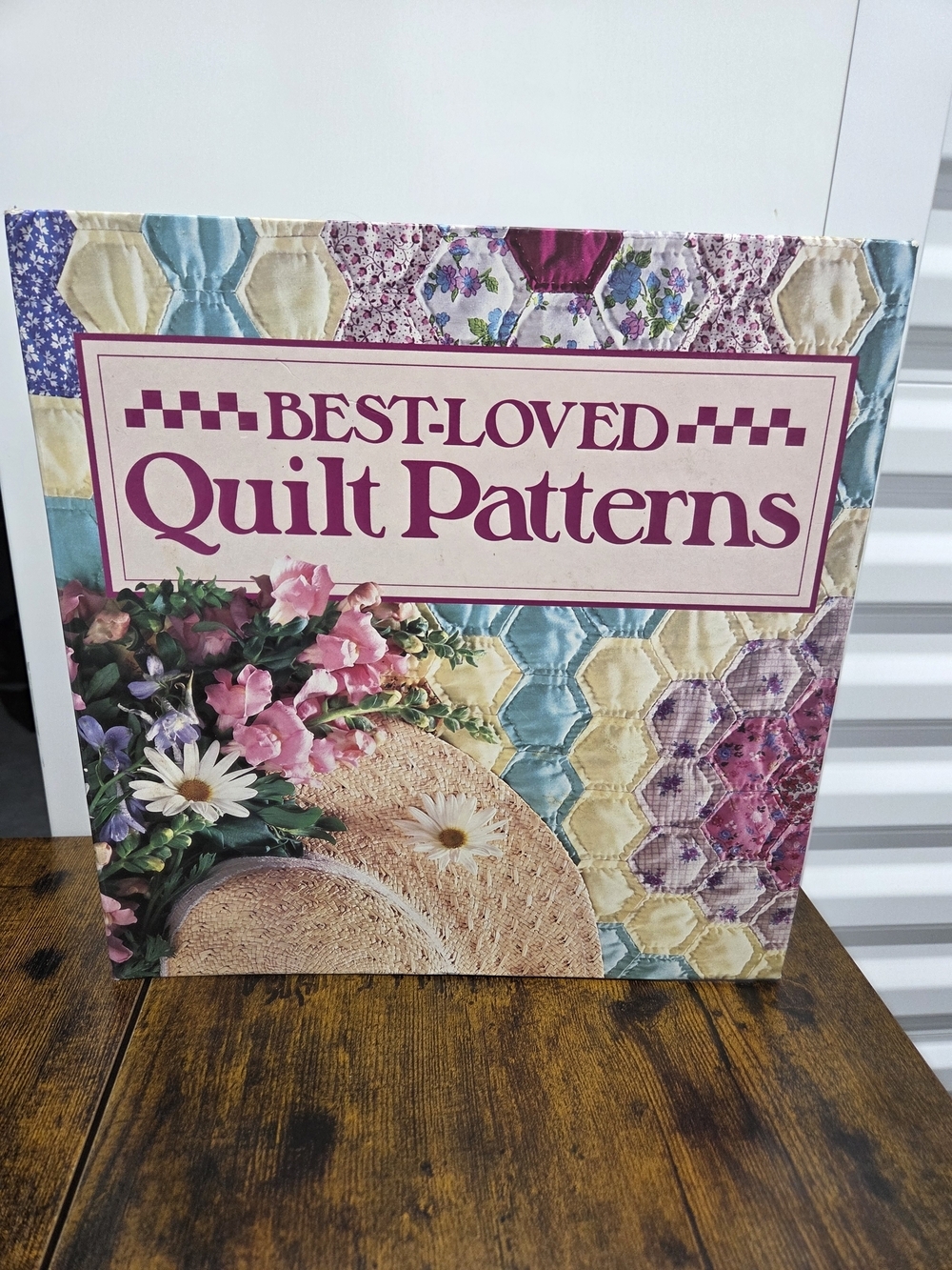 Vintage '91 Best-Loved Quilt Patterns Floral Pastel Quilt Patterns Book